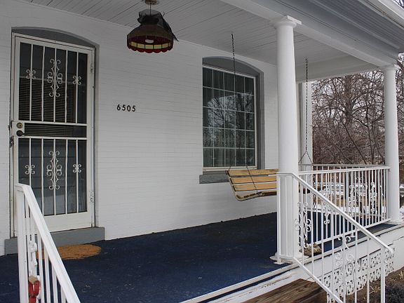 Front porch with swing