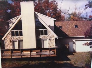 61 Hillyer Ln, Albrightsville, PA 18210