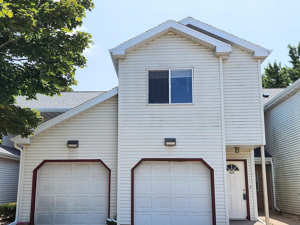 1st image of 925 Rockefeller Ln