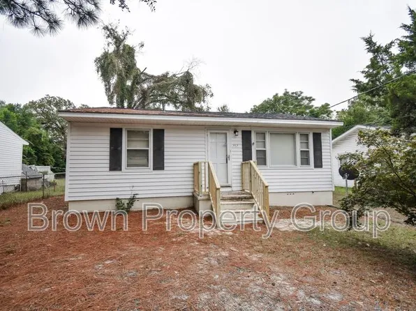707 Veda St #B, Fayetteville, NC 28306
