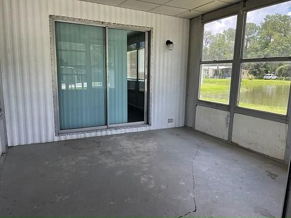 2nd image of 2850 New Tampa Hwy #85