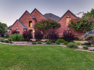 801 Shady Bend Ct, Highland Village, TX 75077