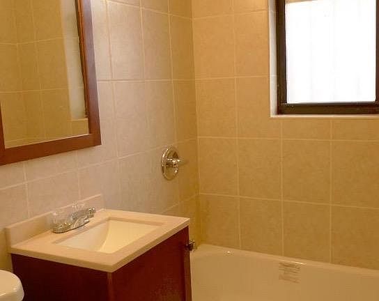 5th image of 19 E 108th St APT 4RE