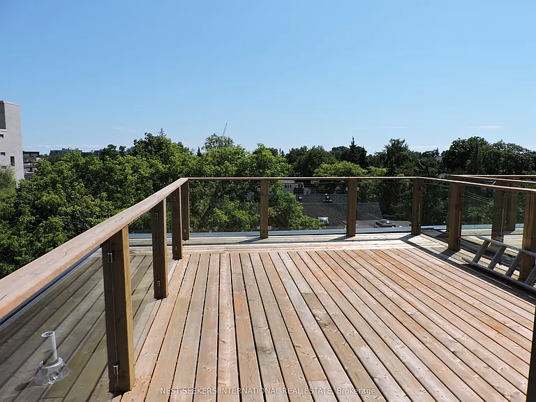 1555 Bloor St W #4 — Photo 16
