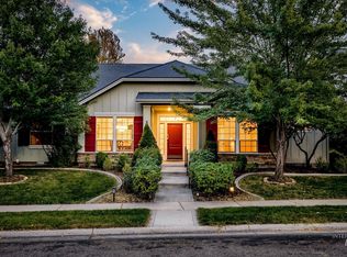 3660 N Colbourne Way, Meridian, ID 83642