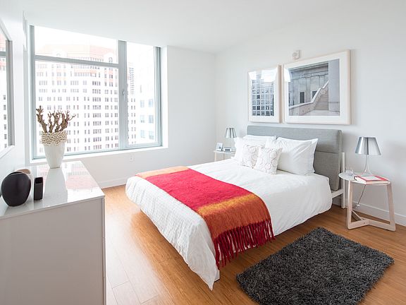 3rd image of 120 Kingston St #908