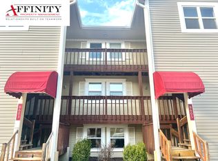 8607 Holmes Rd #204, Kansas City, MO 64131