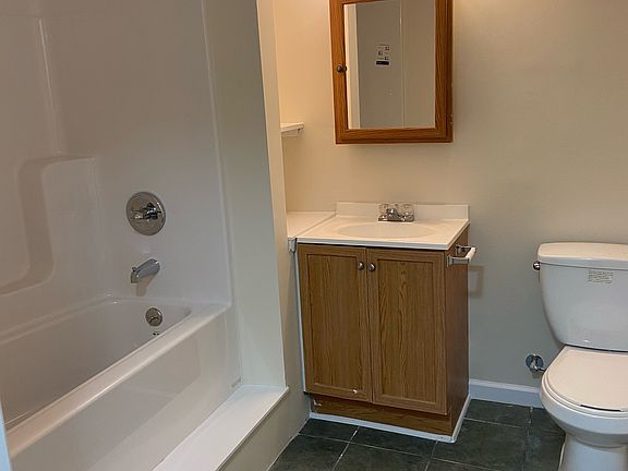 3rd image of 959 Dryden Rd APT E