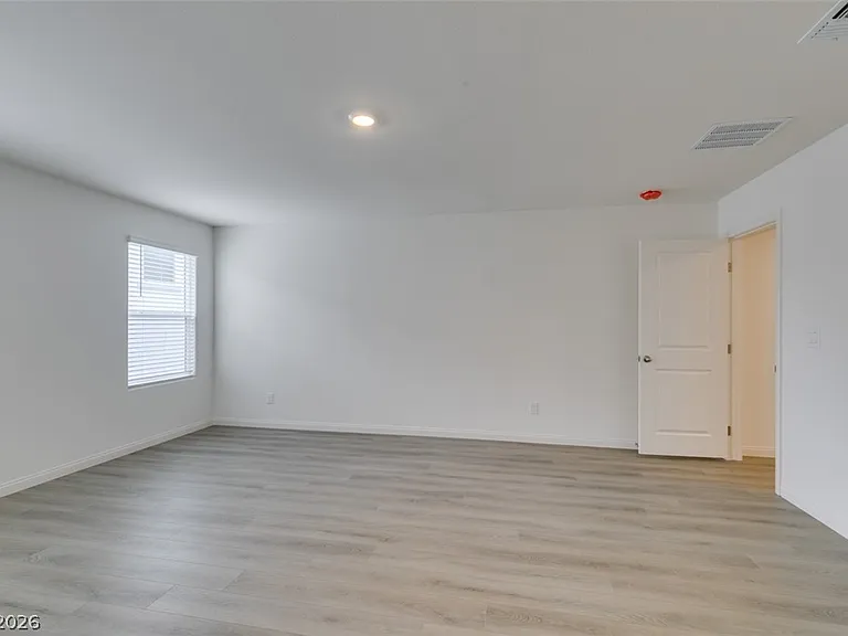 9133 Vesey Ave — Photo 39