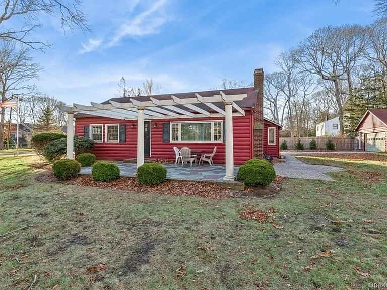 1850 Sterling Rd — Photo 6