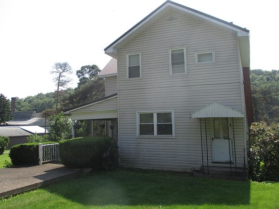 2nd image of 324 Elk Run Ave