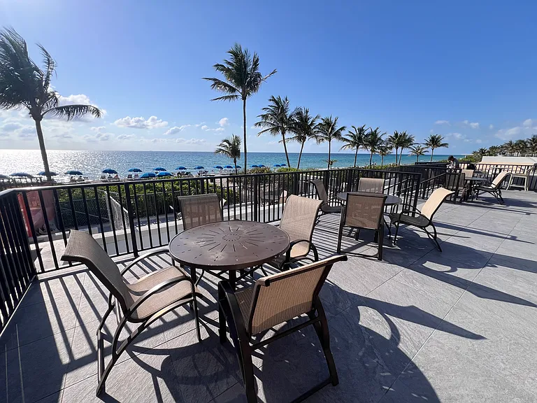 1950 S Ocean Dr #8Q — Photo 46