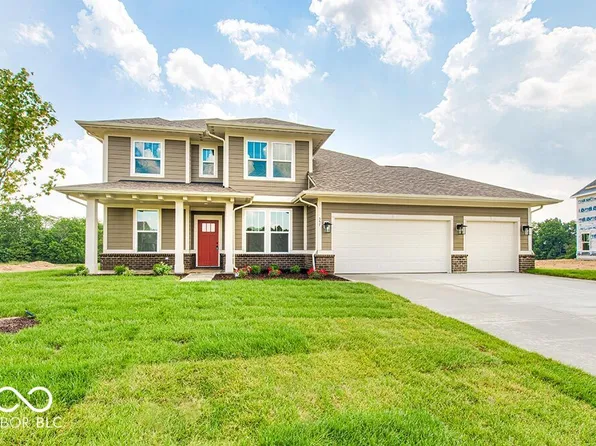 557 Hidden Hills Dr, Pittsboro, IN 46167