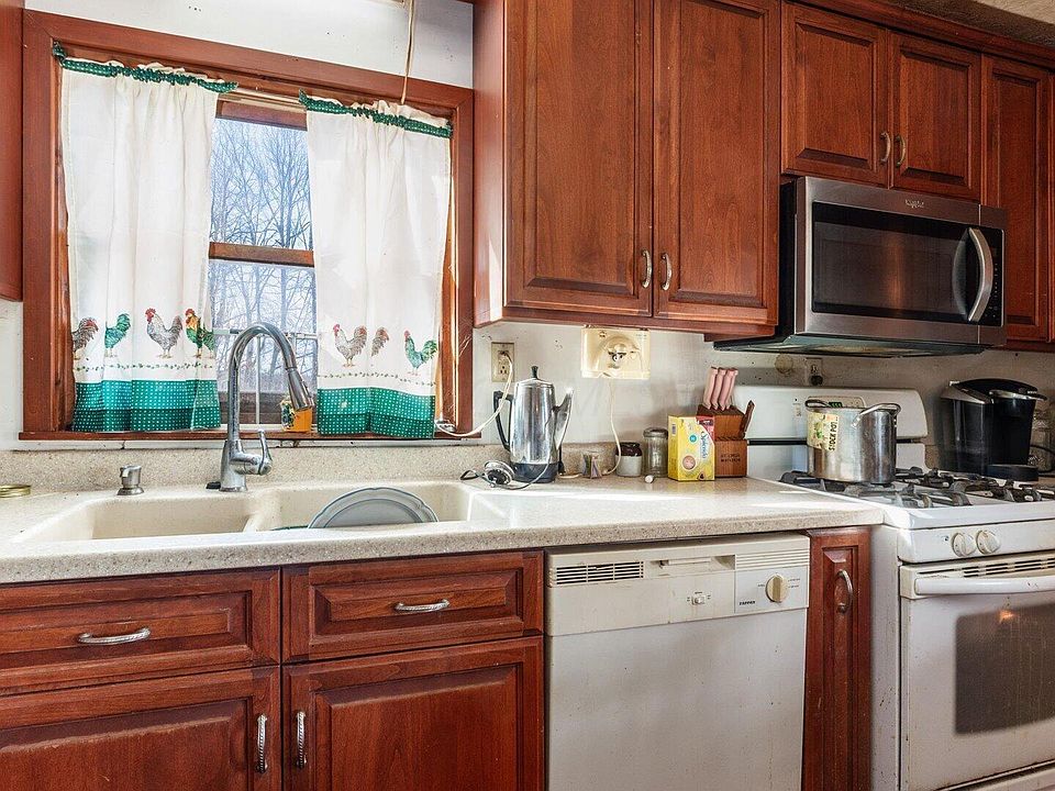 10th image of this home