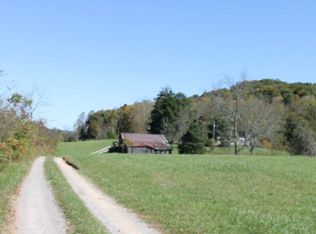 21033 Golden View Dr, Abingdon, VA 24211