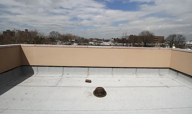 Rented by EXR | media 2