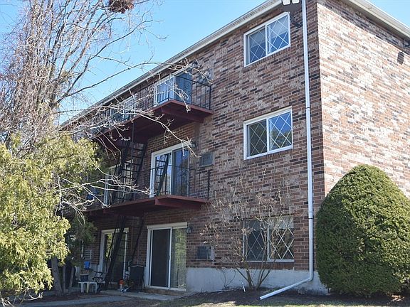 3rd image of 7 Fernview Ave APT 11