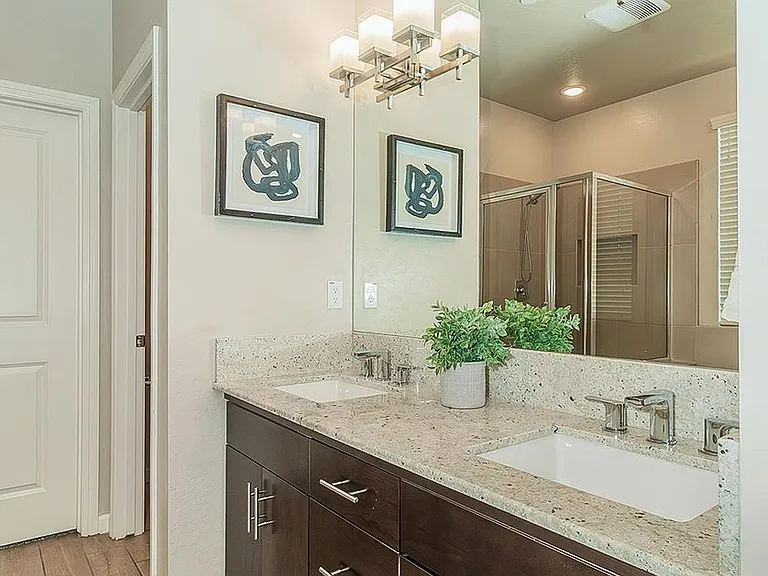4114 Bellaire Ave — Photo 7
