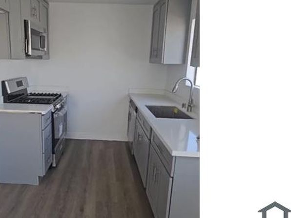 525 W 8th St APT 204