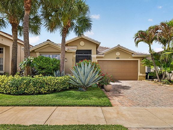 2nd image of 2206 Newport Isles Boulevard