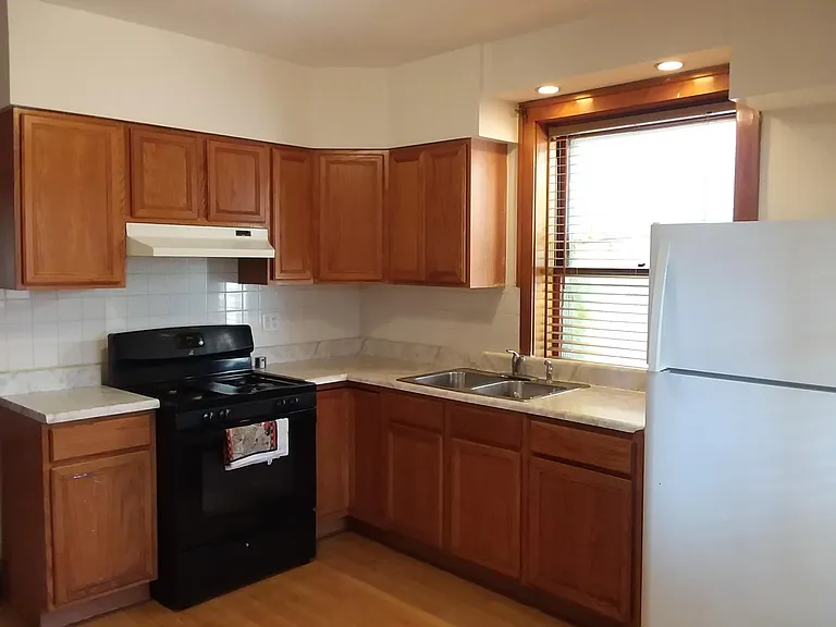 5207 W Henderson St #1 — Photo 14