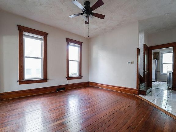 Living Room / Dining Room