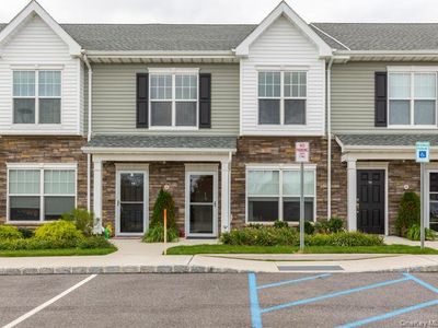 11 Hunter Drive, Central Islip, NY, 11722