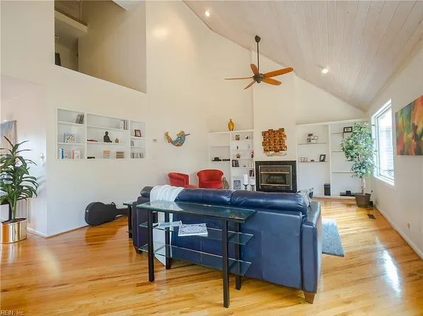 1124 Toler Pl, Norfolk, VA 23503