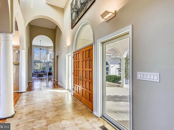 5th image of 8152 Pinehurst Harbour Way
