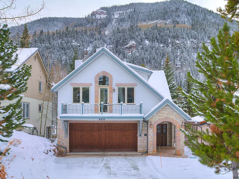 4230 Spruce Way — Photo 41