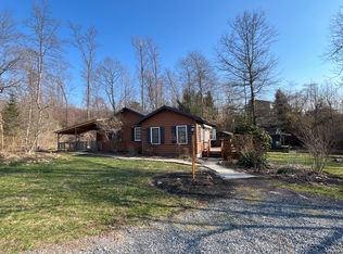 185 Mountain Spring Rd, Stevens, PA 17578