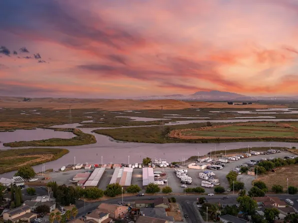 950 Marina Circle, Suisun City, CA 94585