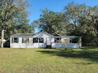 640 Stephens St, Bronson, FL 32621