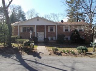 1207 Rambling Ct, Greeneville, TN 37743