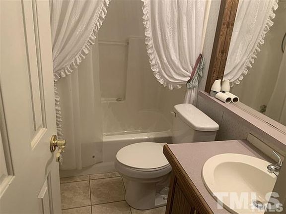 5th image of 139 Green Dr