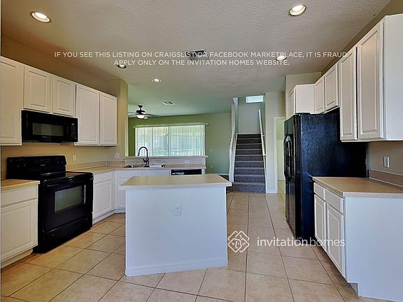 5th image of 14985 Faversham Cir