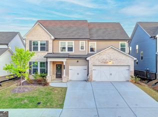 618 Caryle Trail Ln, Loganville, GA