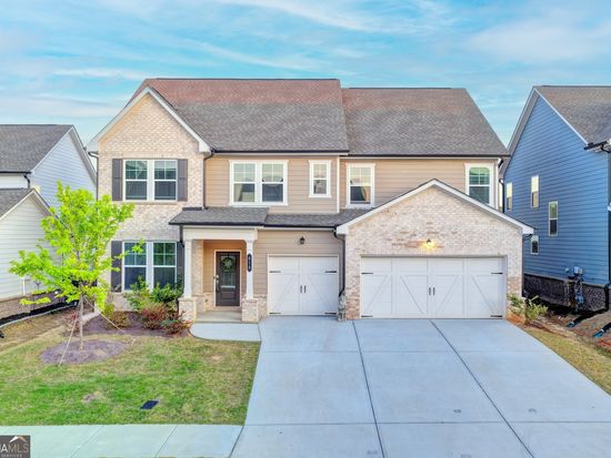 618 Caryle Trail Ln, Loganville, GA 30052