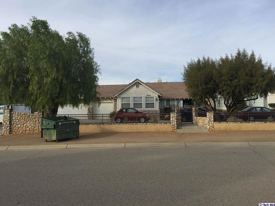 1st image of 9825 Sweetwater Dr