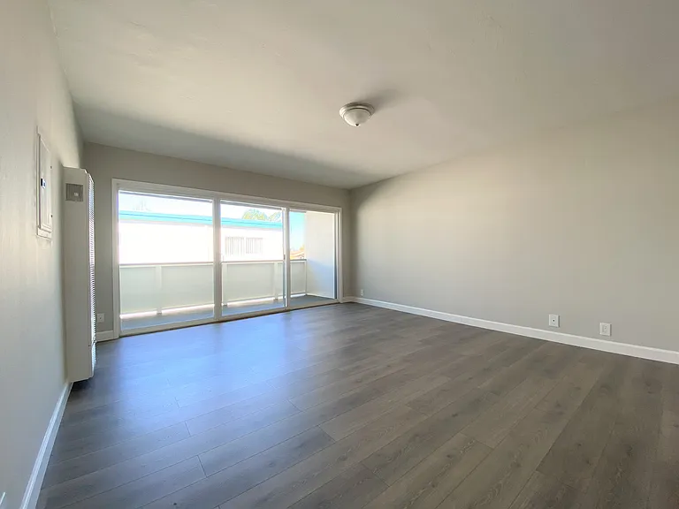 631 Masonic Way #8 — Photo 6