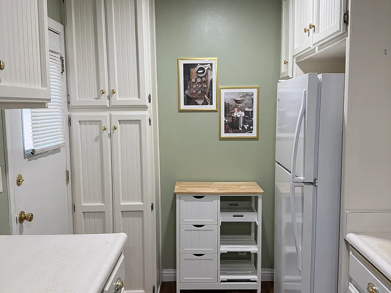 1120 Ohio St — Photo 2