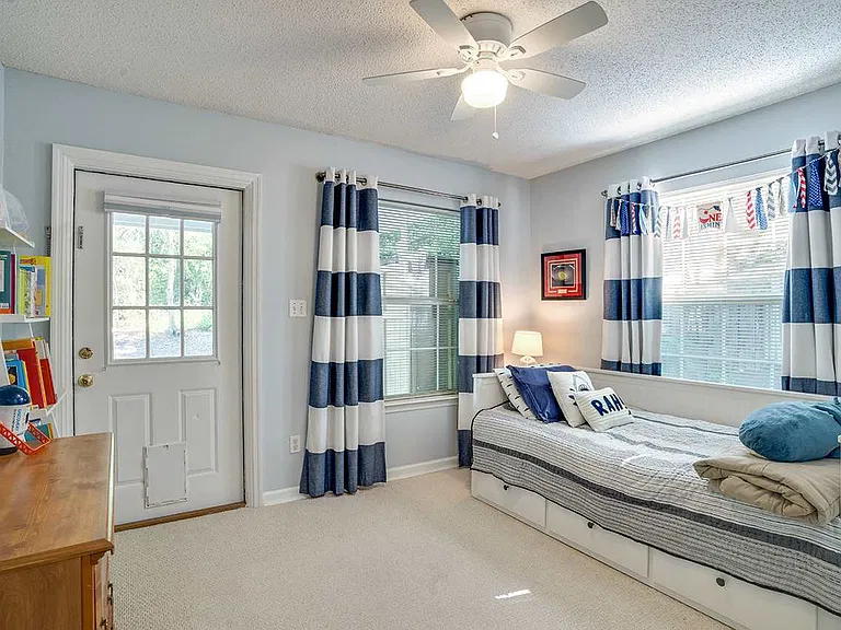 3498 Chatelaine Ct — Photo 20