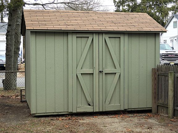 LARGE SHED