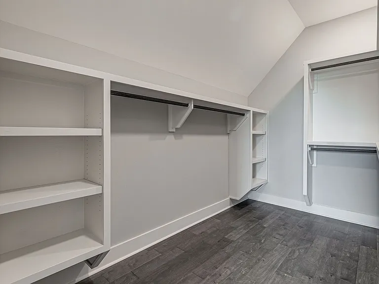 120 Marie St — Photo 23