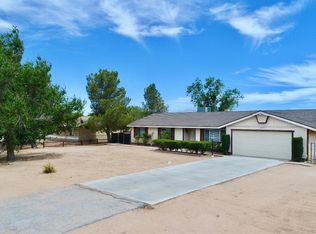 22351 Broken Lance Rd, Apple Valley, CA 92307