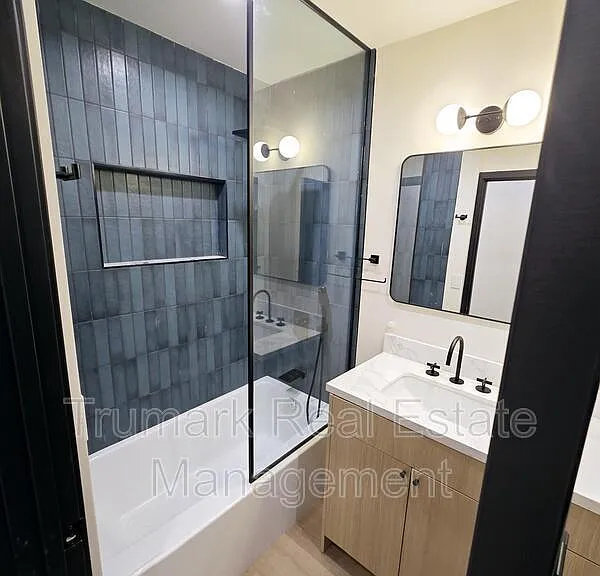 609 E Garfield Ave — Photo 11