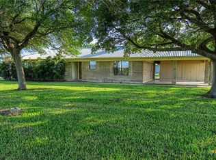 1170 Johnson Rd, Victoria, TX 77905