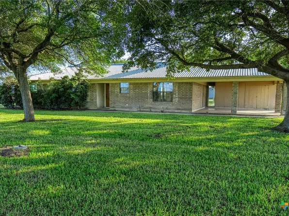 1170 Johnson Rd, Victoria, TX 77905