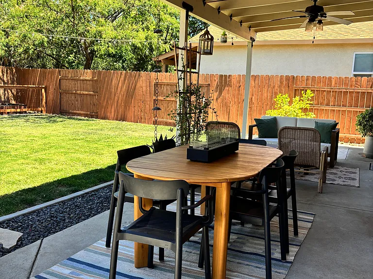 2550 Valhalla Pl — Photo 24