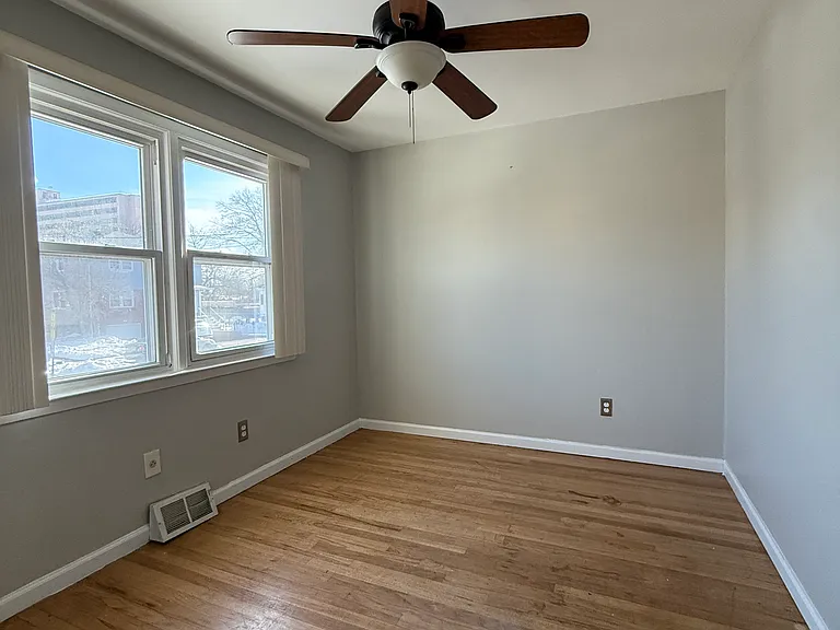1005 Nora Dr #1 — Photo 4